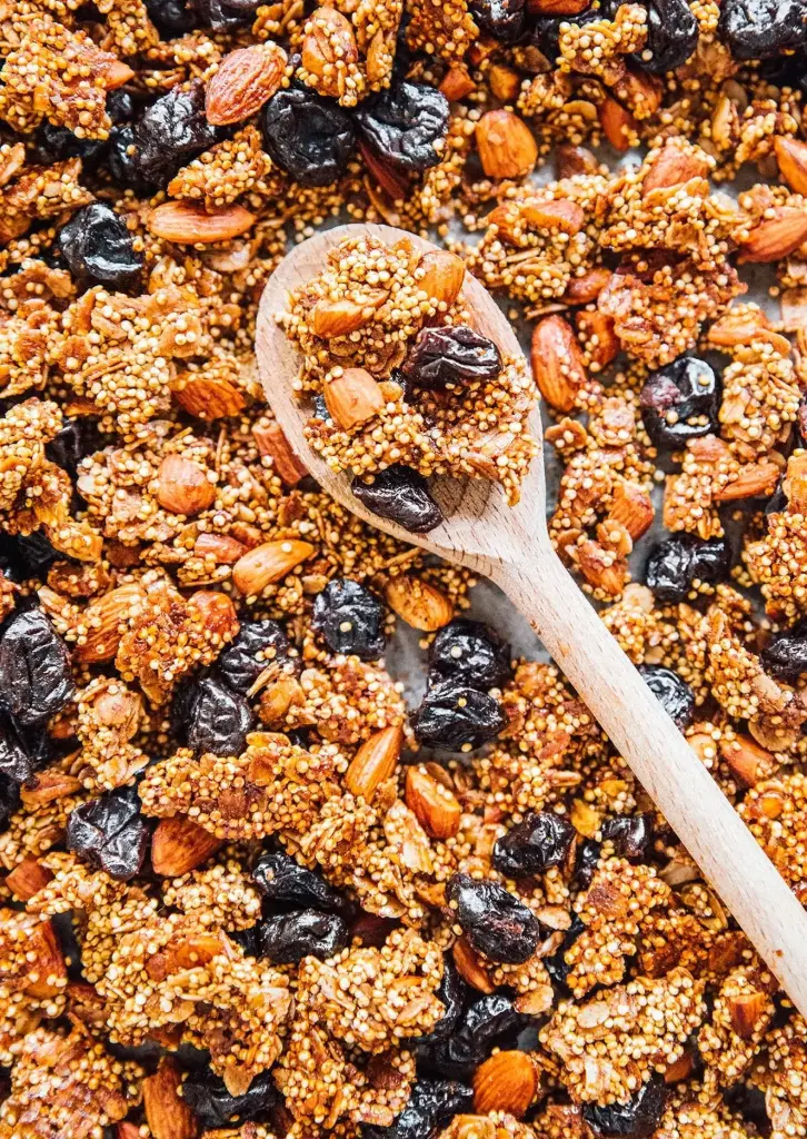Nuri Quinoa Granola